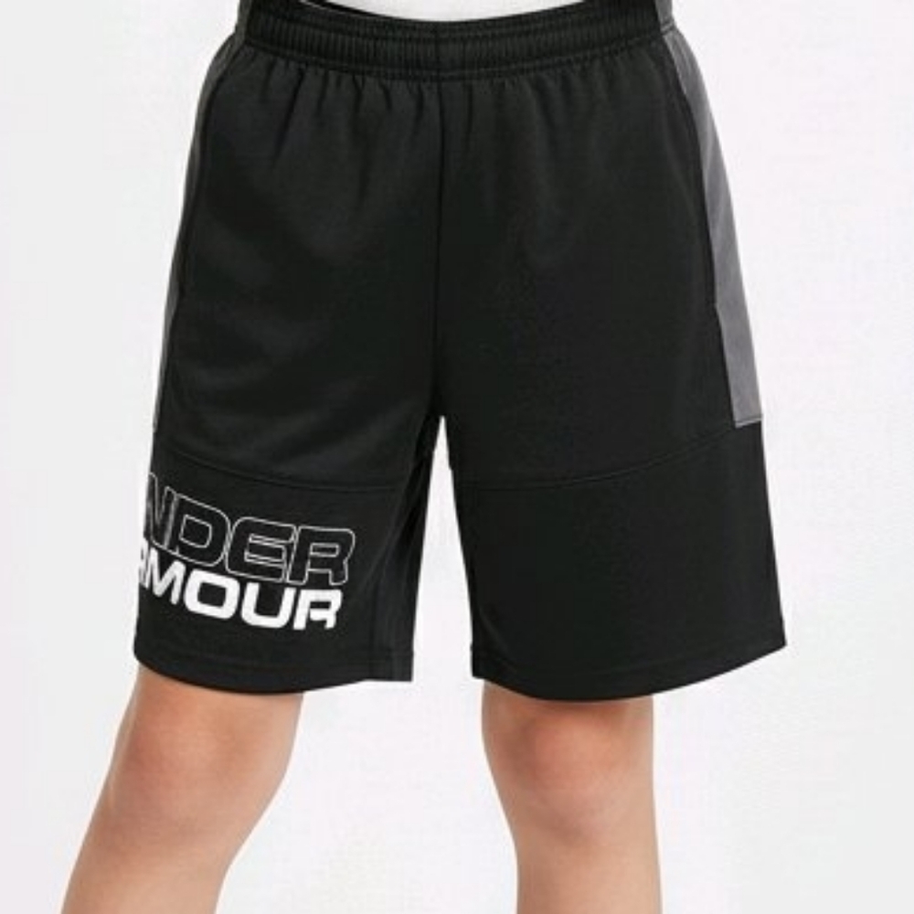 Under Armour Heatgear Loose Stunt Big Logo Shorts Boy's Youth S Small Black Gray